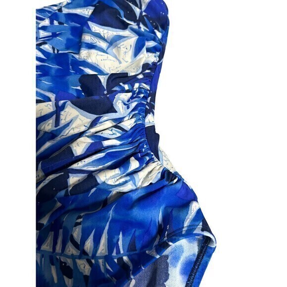 Speedo Women's Size‎ 18 Blue/white One Piece Swimsuit Summer Beach - Picture 3 of 5